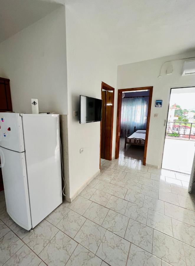 Atlantis Apartments Vrasná Esterno foto